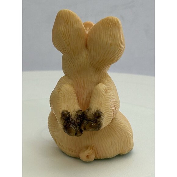 Vintage Piggin' Kiss Me by David Corbridge 1997 Hand Made Pig Figurine 3" Tall - Picture 9 of 9